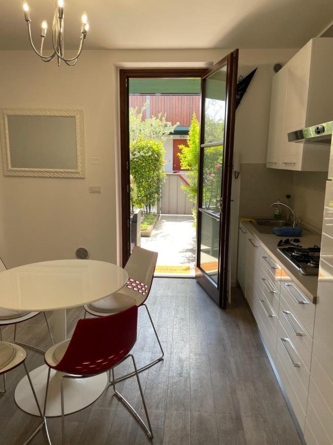 Casa Vacanze Esmeralda Zanica Luaran gambar