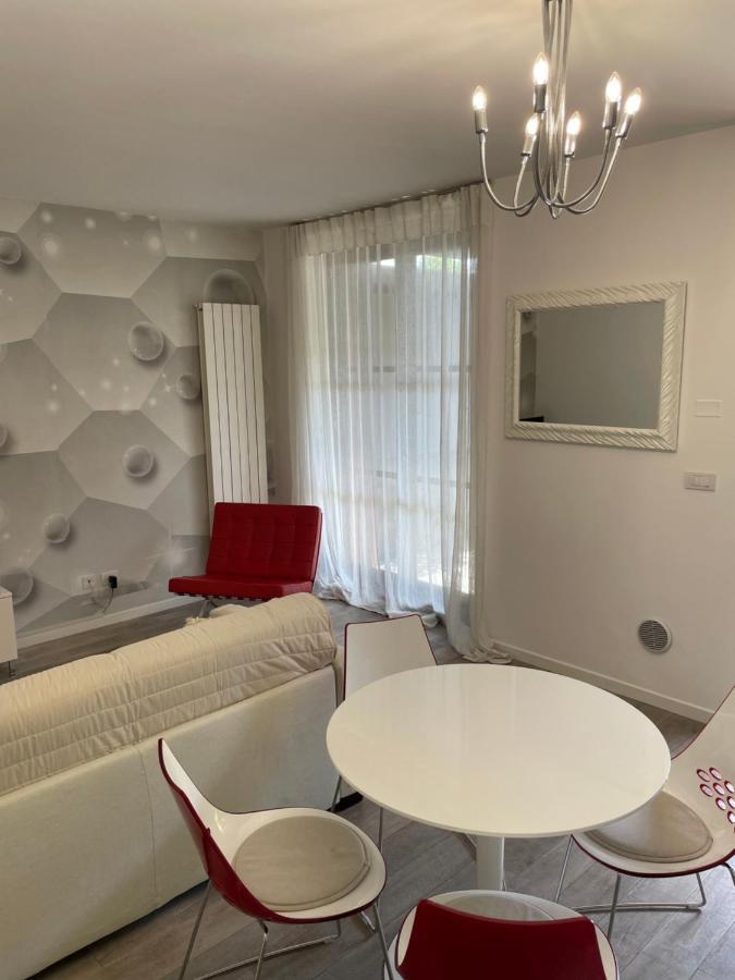 Casa Vacanze Esmeralda Zanica Luaran gambar